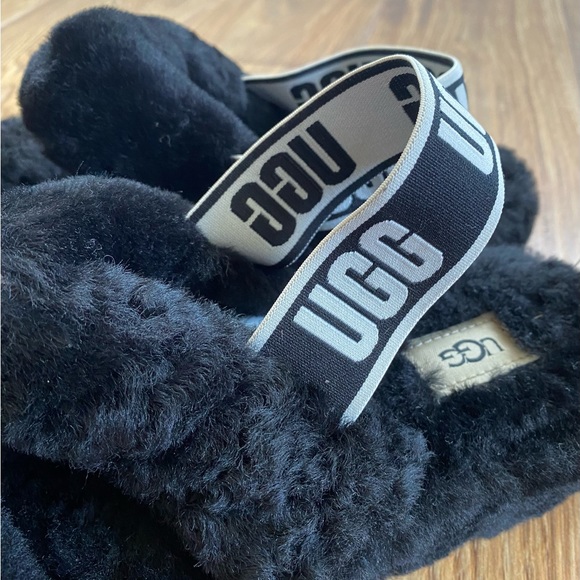UGG Fluff Oh Yeah Black Slides Slippers Sandals Women's 10 Excellent Condition - Picture 5 of 10